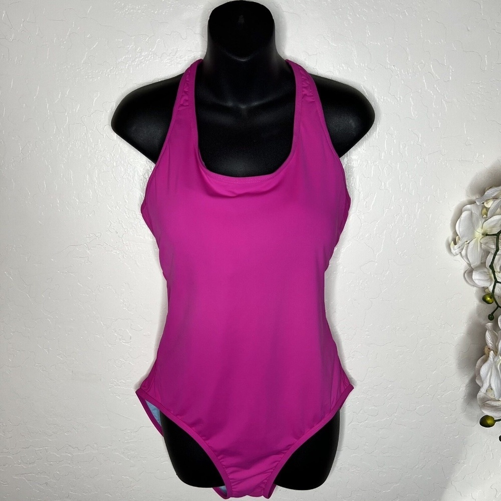 ☀️2/$29 sale! Athleta swimming suit hot pink one piece LT